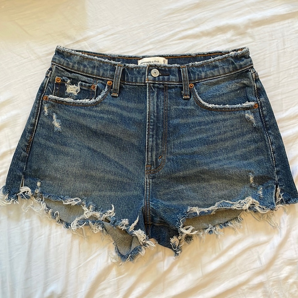 Abercrombie & Fitch High Rise Mom Short